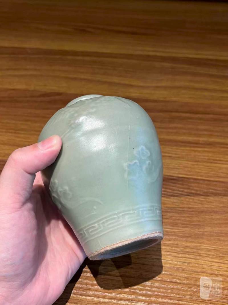明 龙泉刻云鹤纹小罐 - 图7